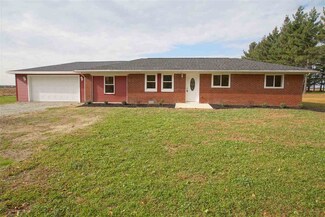 3577 S 900 W, Mentone, IN 46539