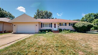 840 Elmwood Ave, Wickliffe, OH 44092
