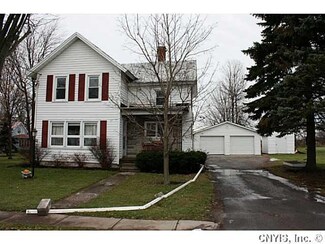 8799 Mill St, Chaumont, NY 13622