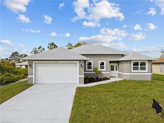 2904 6th St W, Lehigh Acres, FL 33971