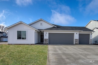 693 S Blackfoot, Emmett, ID 83617