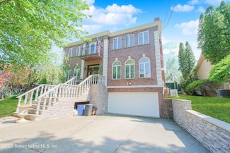 146 Ardsley St, Staten Island, NY 10306