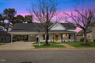 210 W Hill St, Benson, NC 27504