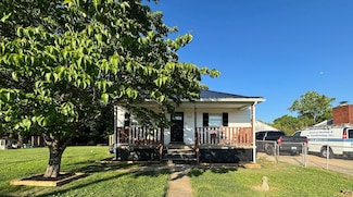 707 Highland Ave, Flatwoods, KY 41139