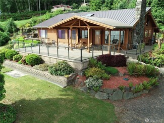 20 Maple Ln, Port Ludlow, WA 98365