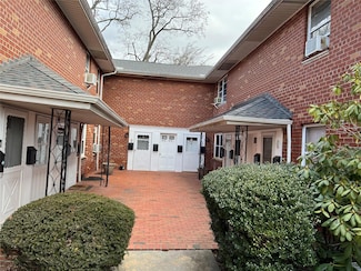 1690 Grand Ave Unit B14, N. Baldwin, NY 11510