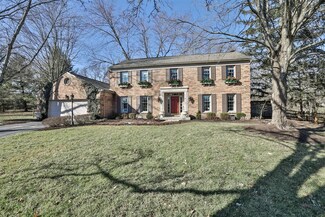 11511 Brattle Ln, Montgomery, OH 45249
