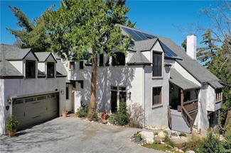 825 Bishorn Dr, Lake Arrowhead, CA 92352