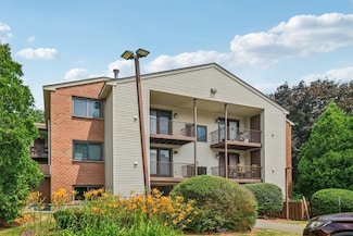 189 Littleton Rd Unit 32, Chelmsford, MA 01824