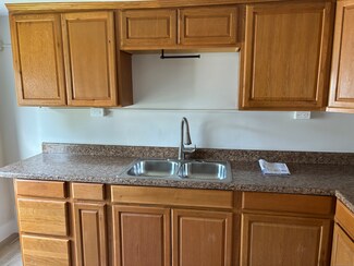 40 Liberty St Unit 2, New Britain, CT 06052