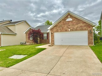 614 Sunny Pass Dr, O Fallon, MO 63366