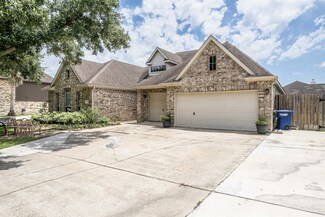 5226 Teal Way, Baytown, TX 77523