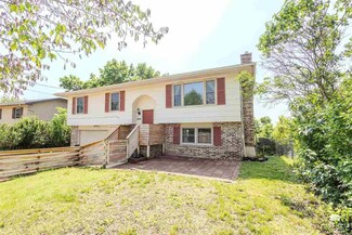 609 Rockledge Dr, Junction City, KS 66441