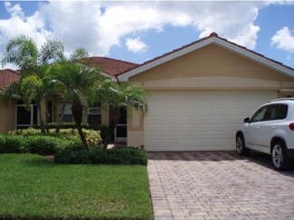 14242 Manchester Dr, Naples, FL 34114