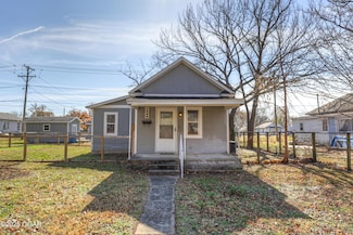 1324 E Hill St, Joplin, MO 64801