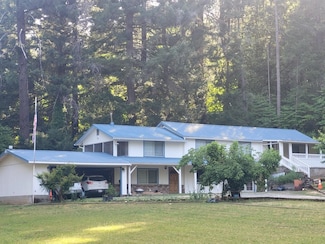 XXX Xxxxxxxx, Happy Camp, CA 96039