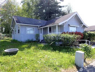 927 Meridian Ave E, Edgewood, WA 98372