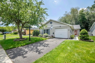 98 Everest Dr S, Brick, NJ 08724