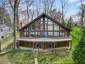 14427 Acorn Cove Trail, Battle Creek, MI 49017