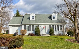 343 Cardinal Ln, Leola, PA 17540