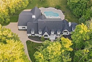 1463 Reserve Dr, Akron, OH 44333