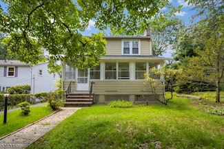 25 Cedar Ave, Montclair, NJ 07042