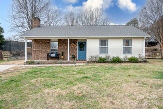 11441 Misty Valley Ct, Charlotte, NC 28226