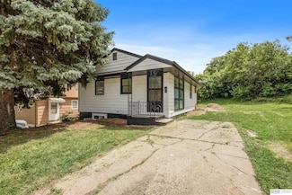 3725 Blondo St, Omaha, NE 68111
