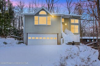 102 Grandview St, Clarks Summit, PA 18411