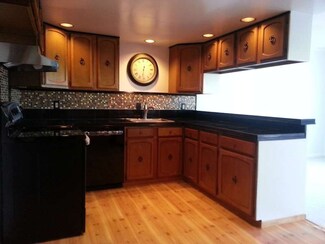 655 Main St Unit 102, Edmonds, WA 98020