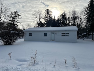 418 S Sleeper Dr, Lincoln, MI 48742