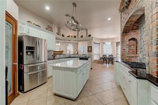 9404 SW 31st St, Oklahoma City, OK 73179