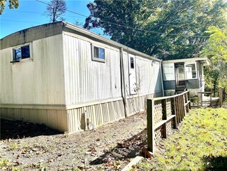 2140 Toy Rd, Kittanning, PA 16201