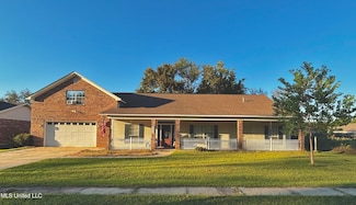 8800 Spring Ave, Ocean Springs, MS 39564