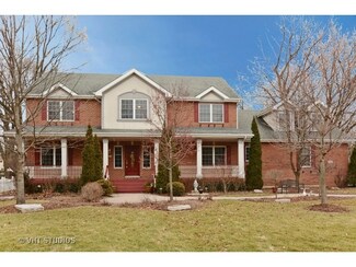 12323 S 69th Ct, Palos Heights, IL 60463