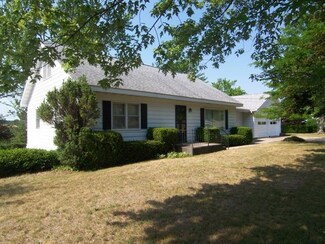 5366 E 136th St, Sand Lake, MI 49343