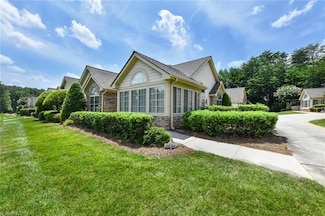 2232 Eagle Nesting Ln, Greensboro, NC 27407