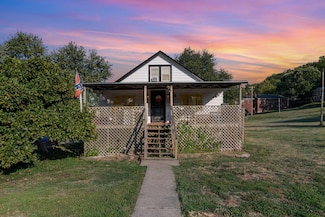 418 Huntington Ave, Melbourne, KY 41059