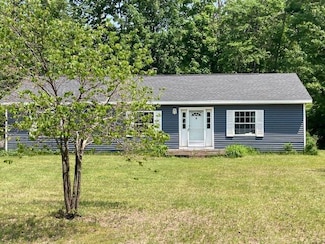 2966 Mitchell Dr, Cheboygan, MI 49721