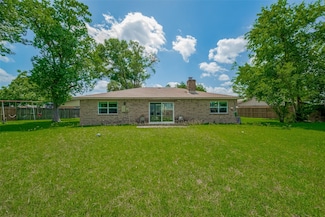 14330 Templar Ln, Sugar Land, TX 77498