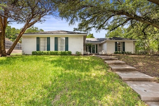 5407 Valley View Dr, Waco, TX 76710