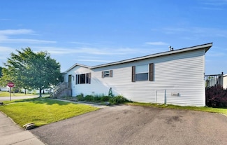 8346 Feather Hollow, Fenton, MI 48430