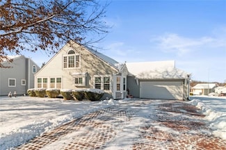 1515 NW Primrose Ln, Blue Springs, MO 64015