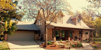 3813 Green Oaks Way, Edmond, OK 73034