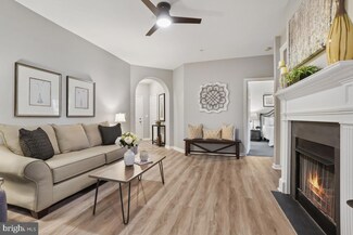 20453 Chesapeake Square Unit 102, Sterling, VA 20165