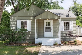 1443 63rd St, Des Moines, IA 50311