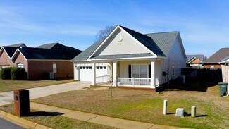 106 Hall Hill St, Enterprise, AL 36330