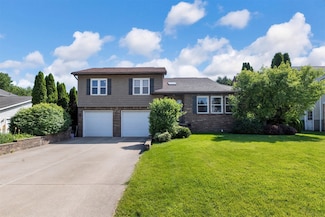 2131 Bernwood Dr, Erie, PA 16510
