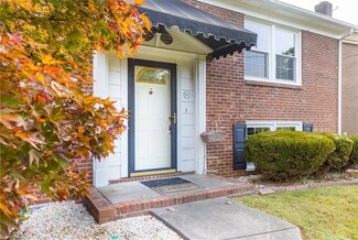 981 Woodleaf Ct, Winston Salem, NC 27107