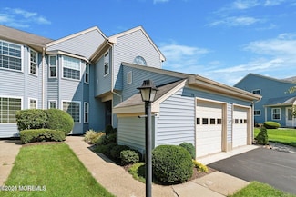 20A Dorchester Dr, Monroe Township, NJ 08831